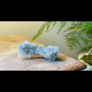 Gemmy Apophyllite with Chaceldony Stalacite